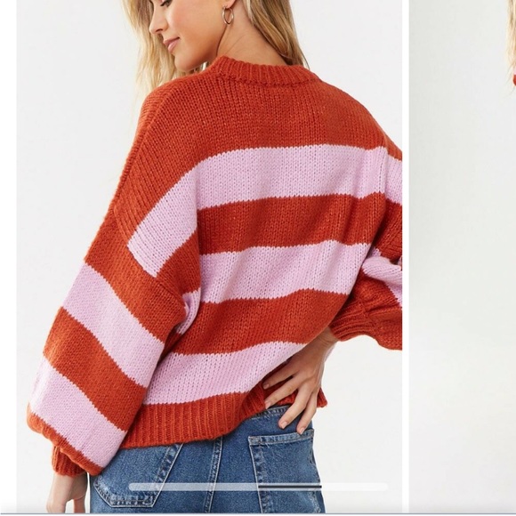 Ribbed Striped Sweater - Picture 8 of 8